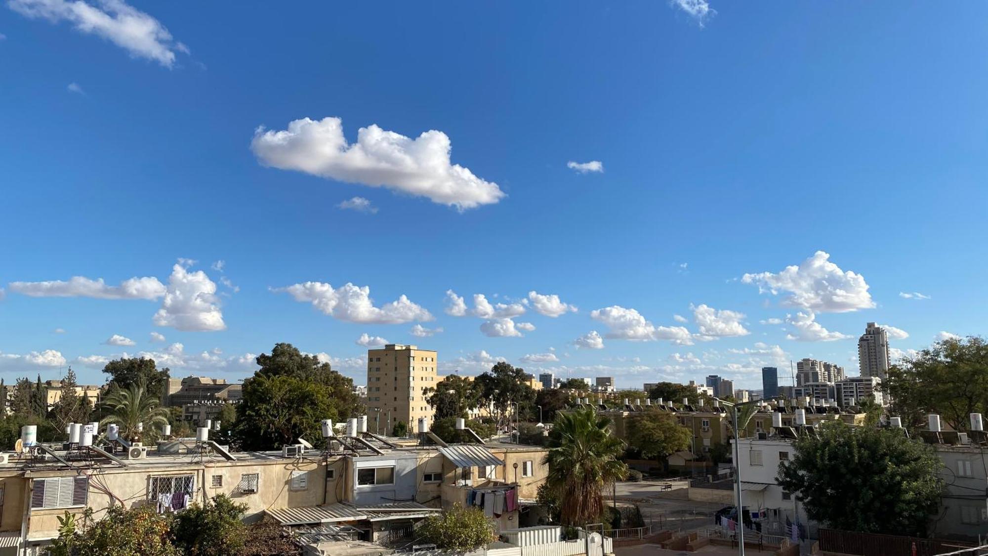 דירה יפיפיה! מיקום מעולה! אוניברסיטת בן גוריון, סורוקה, שוק, פארק! Daire Beersheba Dış mekan fotoğraf